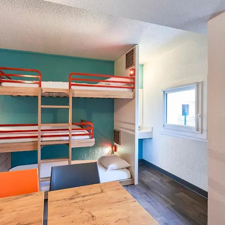 Hotelf1 Centre Courtine Gare Tgv Hotel