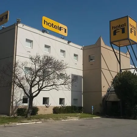 Hotel Hotelf1 Centre Courtine Gare Tgv